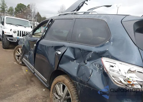 2015 Nissan Pathfinder Platinum from USA, damaged, VIN 5N1AR2MN1FC685253